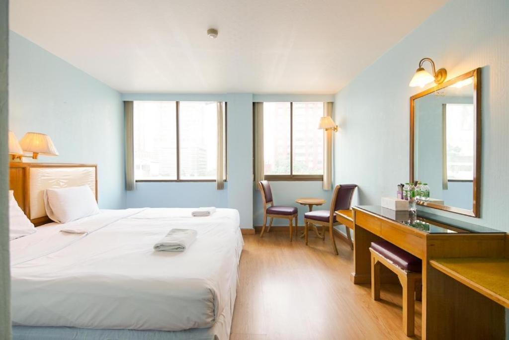 Wish Inn Chidlom V วิช อินน์ ชิดลม 2 Bangkok Bagian luar foto